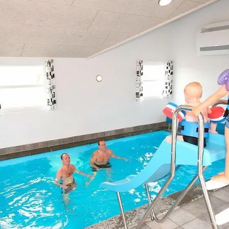 Sleeps 20 Pool Wifi *